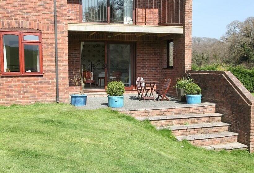 בית מלון כפרי Lower Thornton Farm