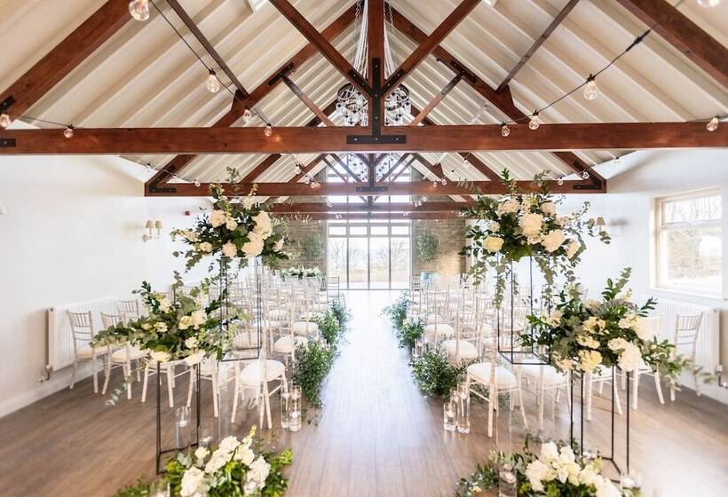 فندق Marshall Meadows Manor House