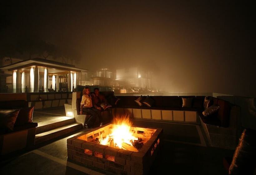 فندق Moksha Himalaya Spa Resort