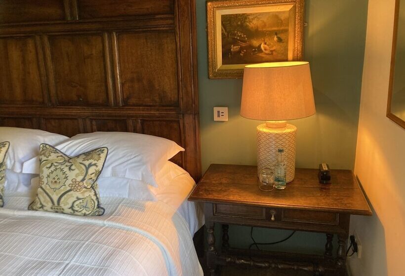 ホテル Old Downton Lodge