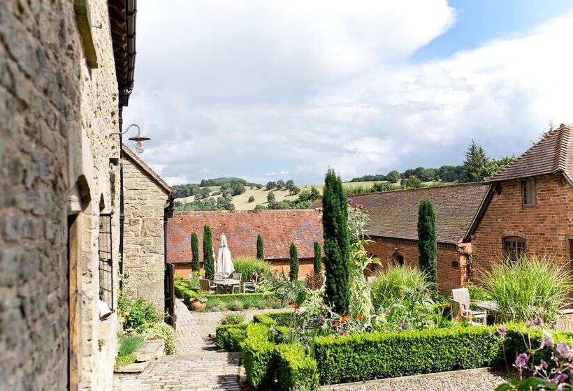 Отель Old Downton Lodge