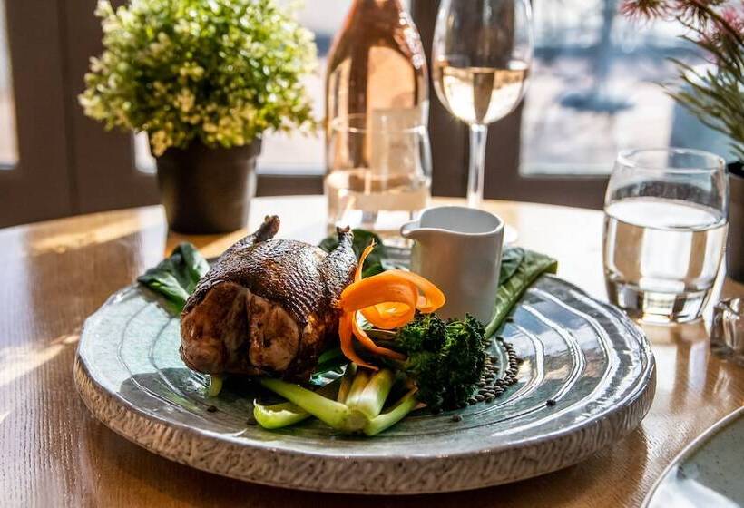 Отель Pebble Beach