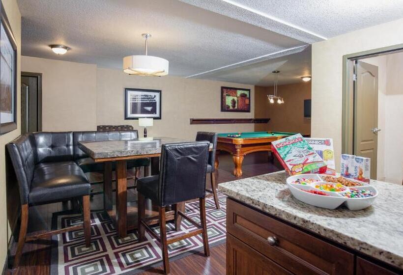 Pomeroy Hotel Fort St. John