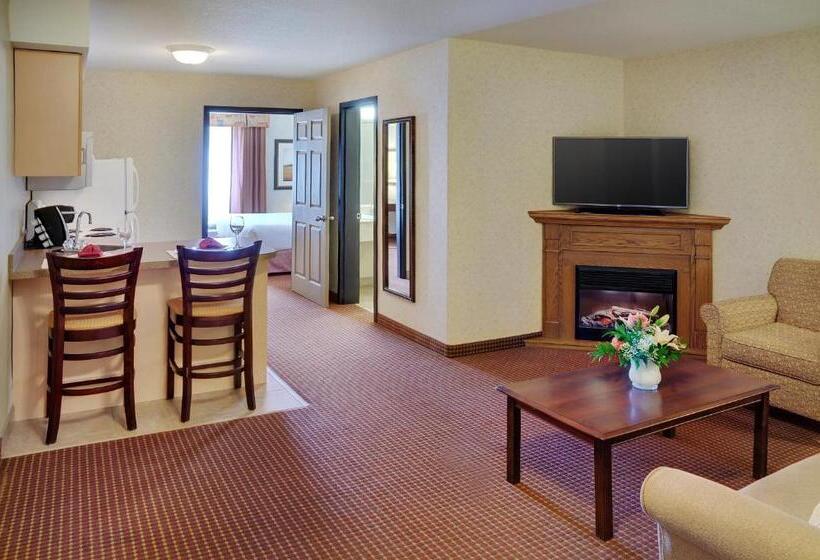 בית מלון כפרי Pomeroy Inn & Suites Fort St. John