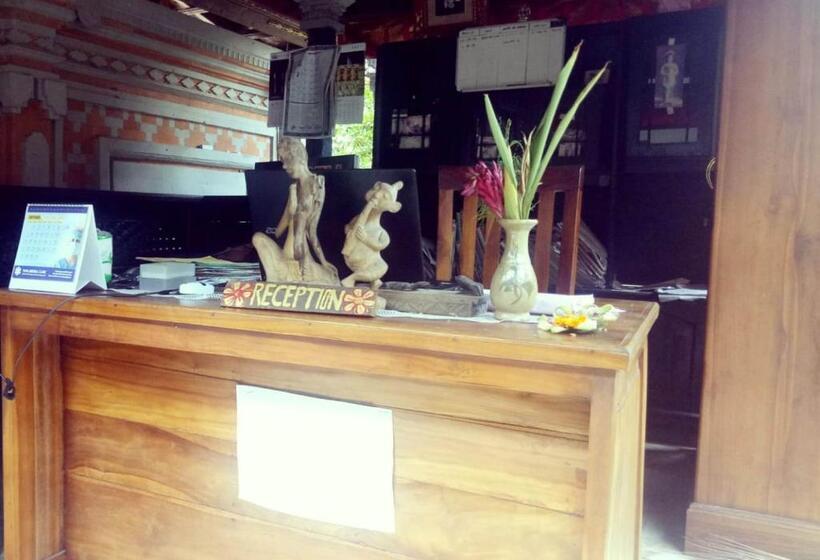 فندق Pondok Ayu Homestay