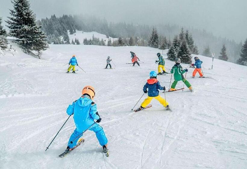 בית מלון כפרי Resort City Inn Coeur D Alene