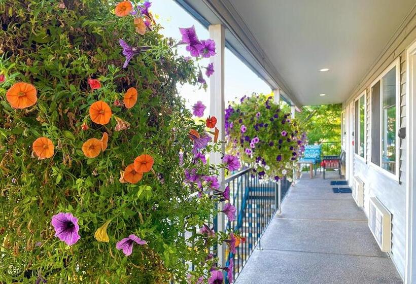 בית מלון כפרי Resort City Inn Coeur D Alene