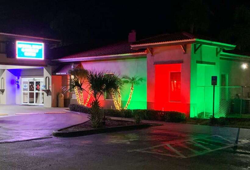 فندق Rodeway Inn Sun City Center