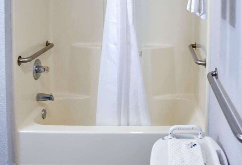 فندق Rodeway Inn Sun City Center