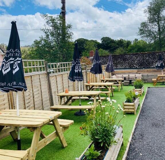 فندق The Royal Oak Inn