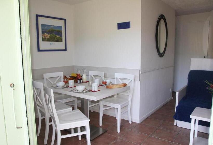 ホテル Résidence Goélia Le Domaine De La Pinède