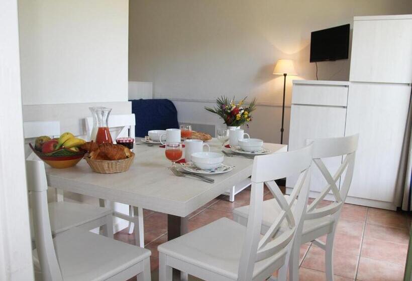 ホテル Résidence Goélia Le Domaine De La Pinède