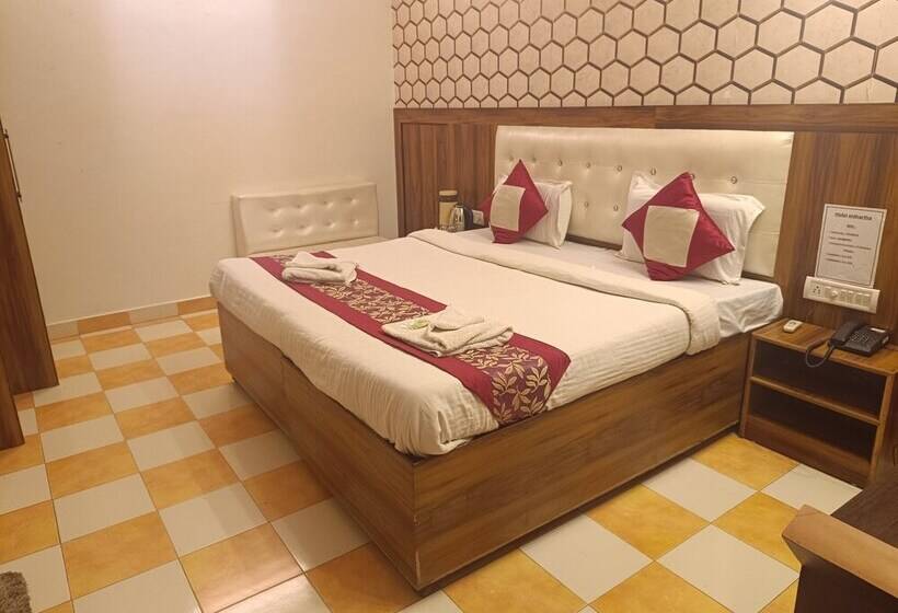 酒店 Sidhartha Walking Distance From Tajmahal