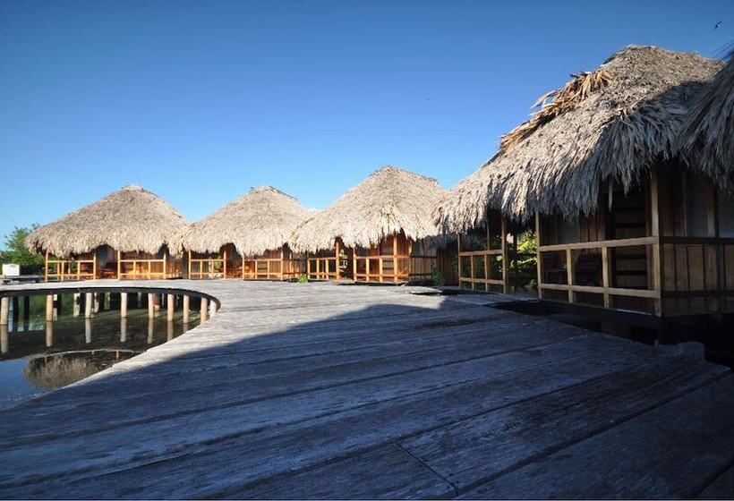 فندق St. George's Caye Resort