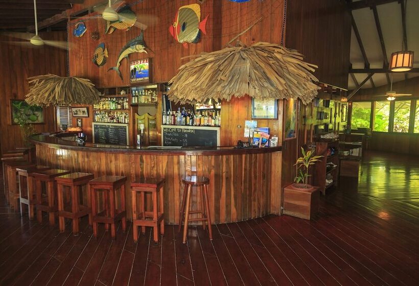 فندق St. George's Caye Resort