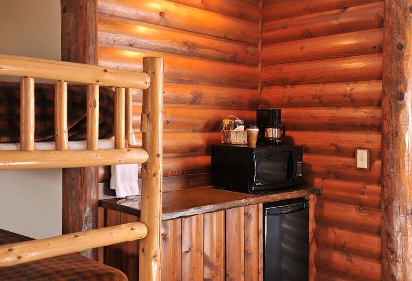 Cedar Creek Hotel Wausau   Rothschild