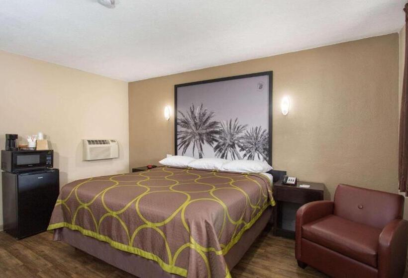 فندق Super 8 By Wyndham Pensacola Nas Area