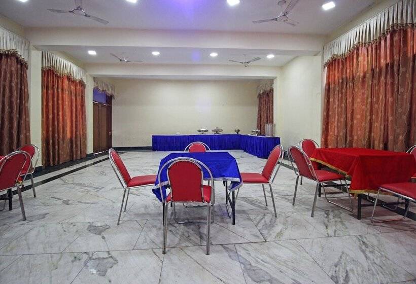 فندق Surbee Resorts