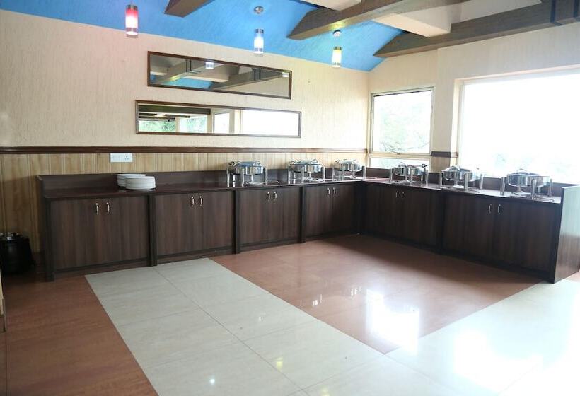 فندق Surbee Resorts