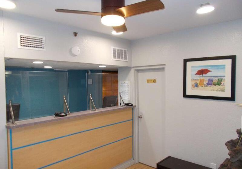 Отель Surestay Studio By Best Western Virginia Beach Oceanfront