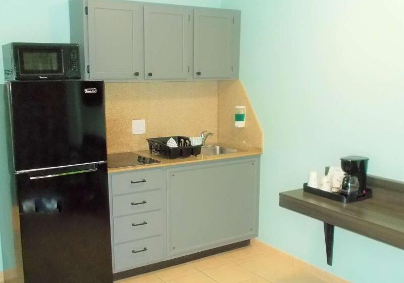 Отель Surestay Studio By Best Western Virginia Beach Oceanfront