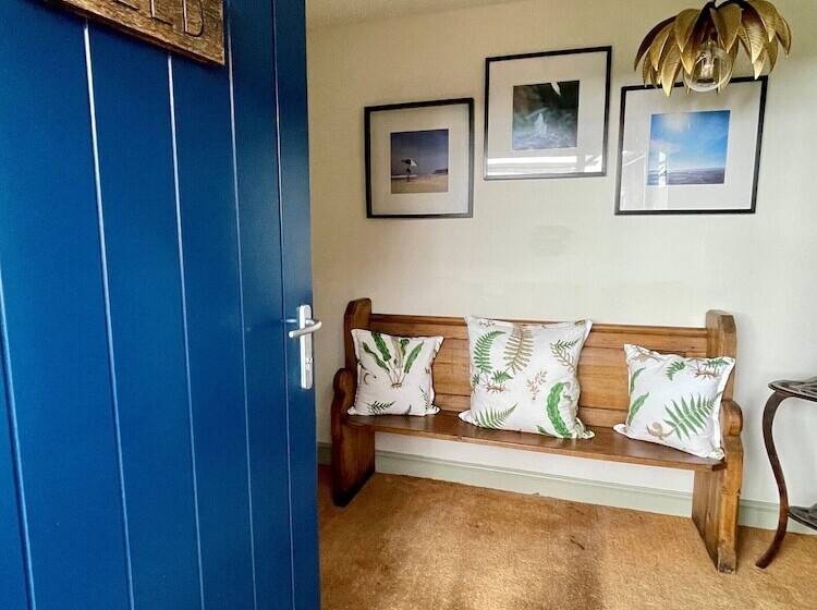 Отель The Durham Ox