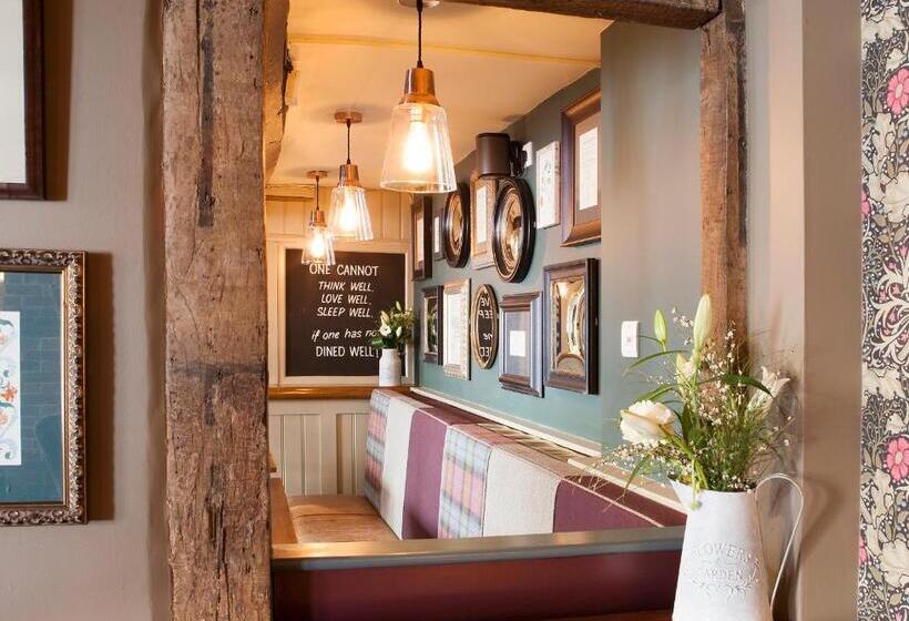 בית מלון כפרי The Green Dragon