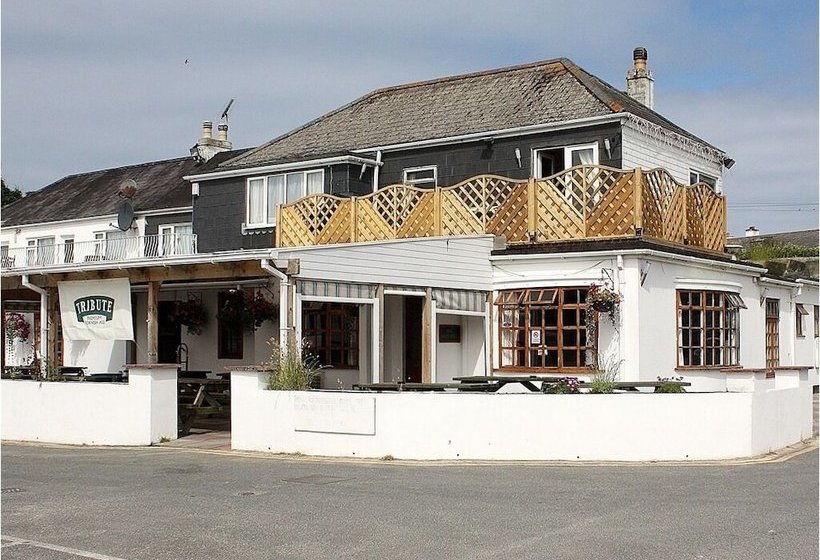 호텔 The Harlyn Inn