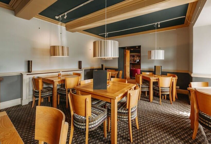 ホテル Old Orleton Inn