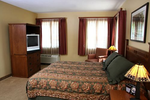 فندق The Red Mill Inn