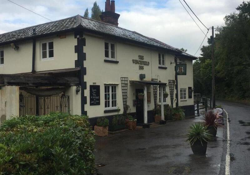 酒店 The Winchfield Inn