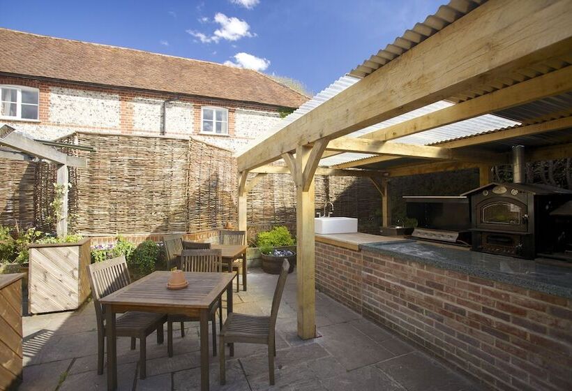 ホテル The Woolpack Inn