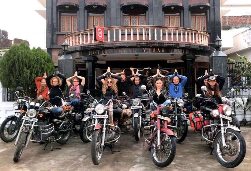 בית מלון כפרי Tokyo Vihar