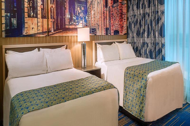 Отель Umiere At The Arch