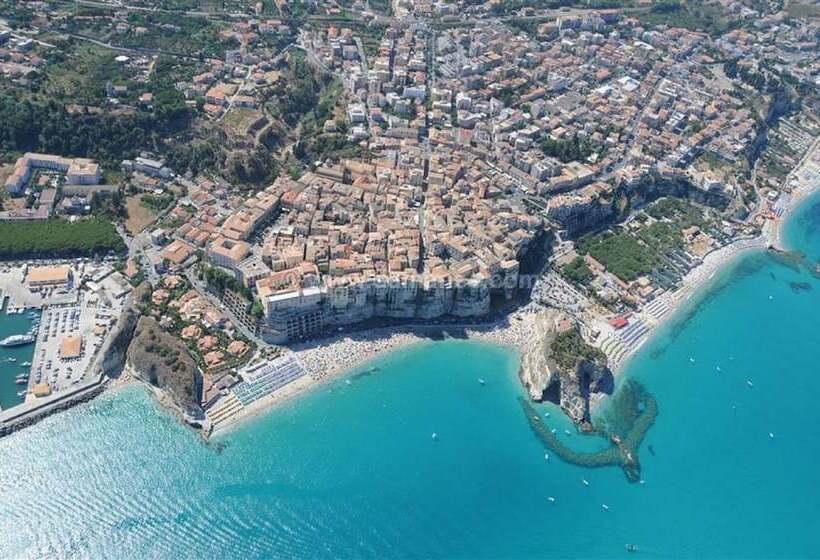 Отель Villa Antica Tropea