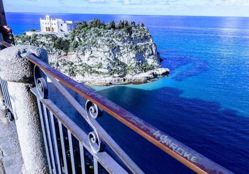 Отель Villa Antica Tropea