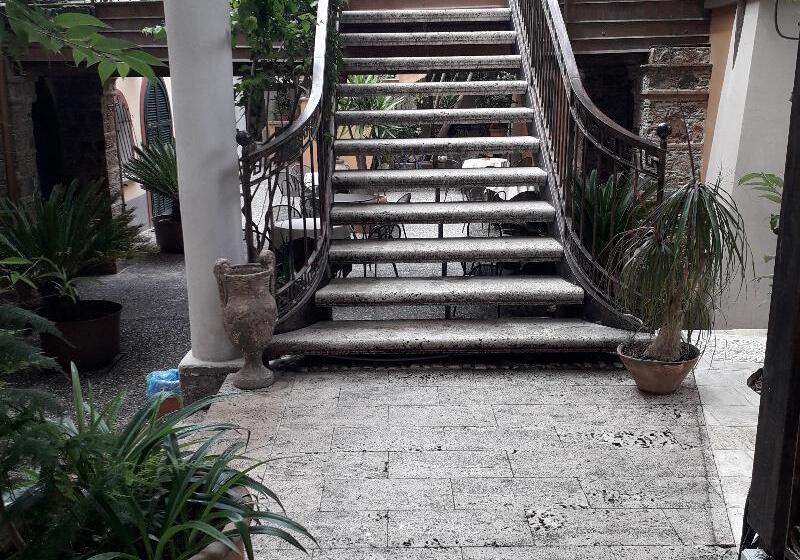 Отель Villa Antica Tropea