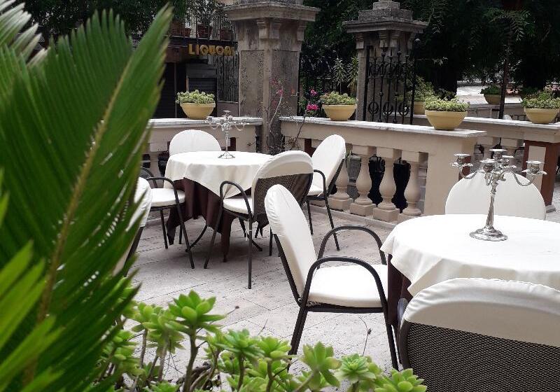 Отель Villa Antica Tropea