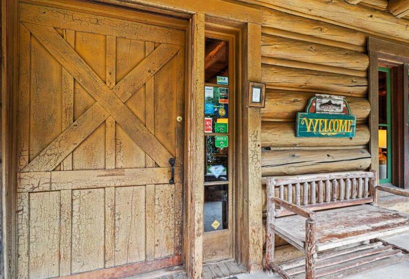 Отель Weasku Inn