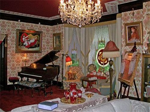 Isadoras Bed And Breakfast