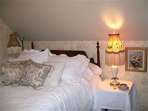 Isadoras Bed And Breakfast