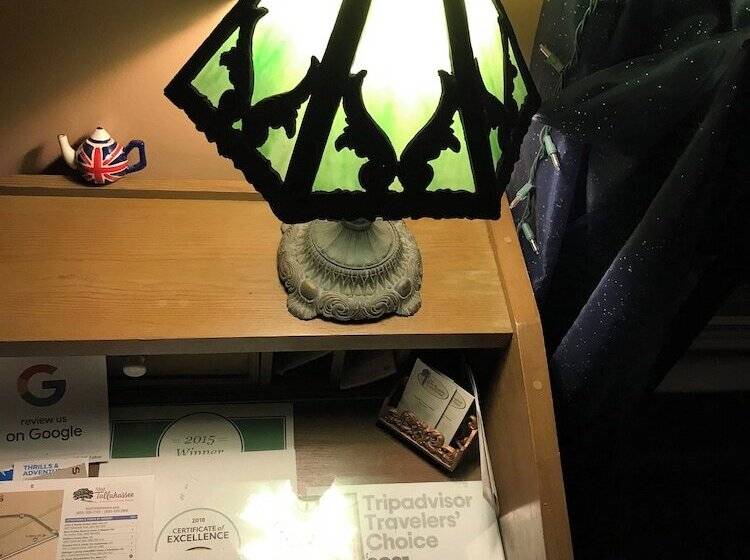 Little English Guesthouse B&b