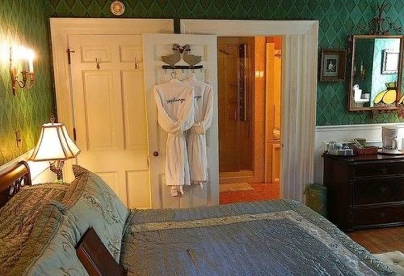 Melange Bed And Breakfast