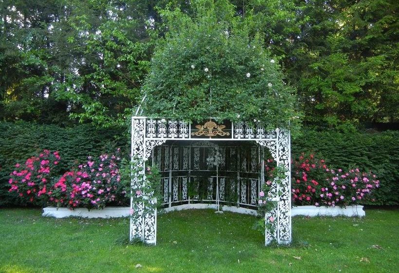 Melange Bed And Breakfast