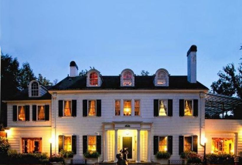 Melange Bed And Breakfast