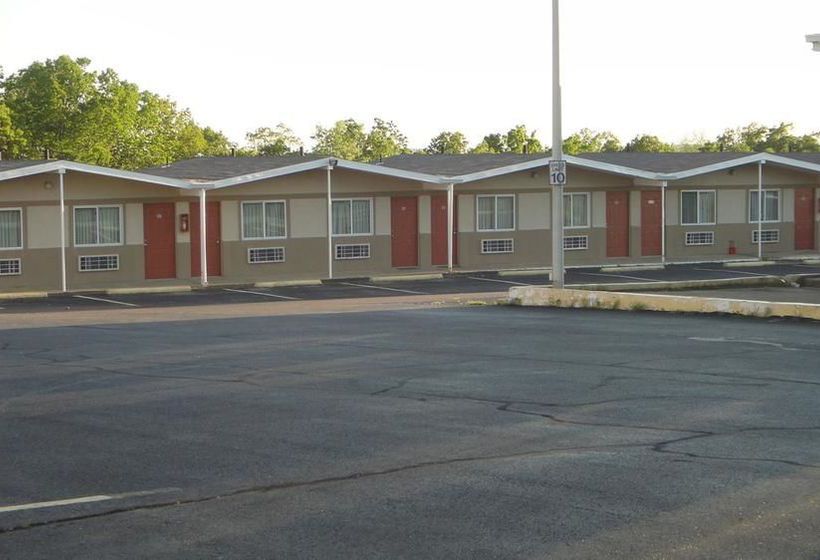 汽车旅馆  Relax Inn St. Robert