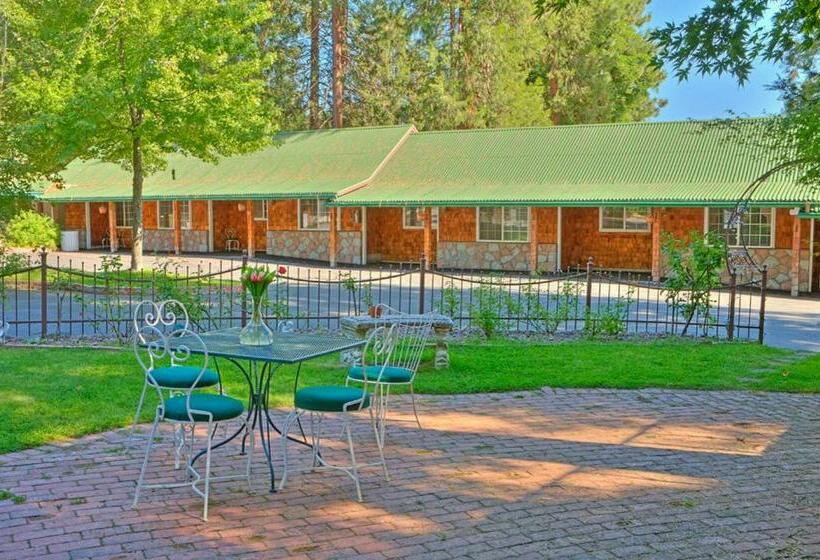 فندق على الطريق Strawberry Valley Inn