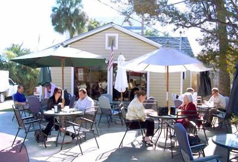 Pensacola Victorian Bed & Breakfast