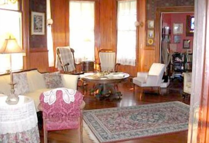 Pensacola Victorian Bed & Breakfast