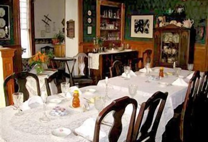 Pensacola Victorian Bed & Breakfast